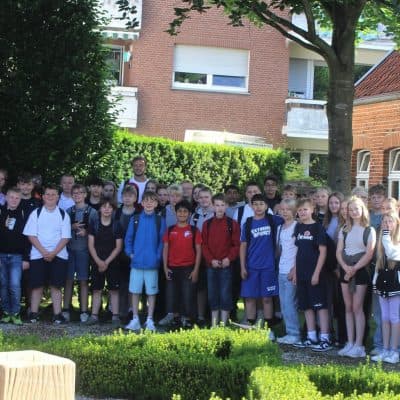 Johannesschule Meppen besucht Jüdische Schule in Lingen